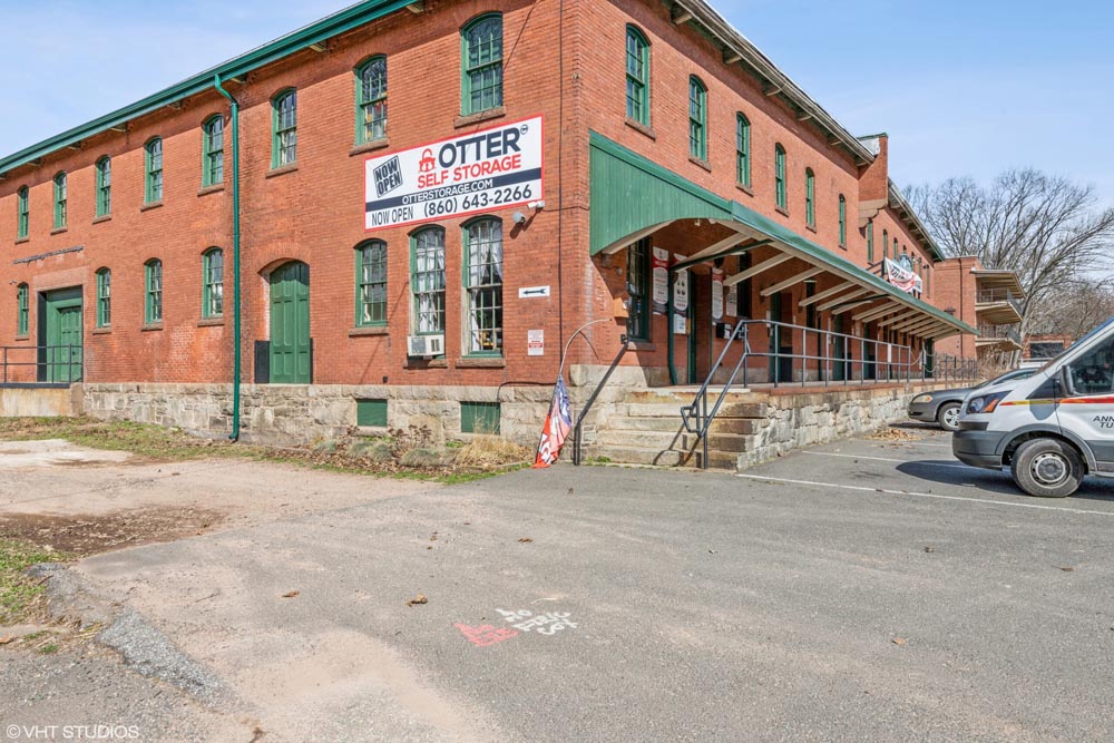 Otter Self Storage in Manchester, Connecticut