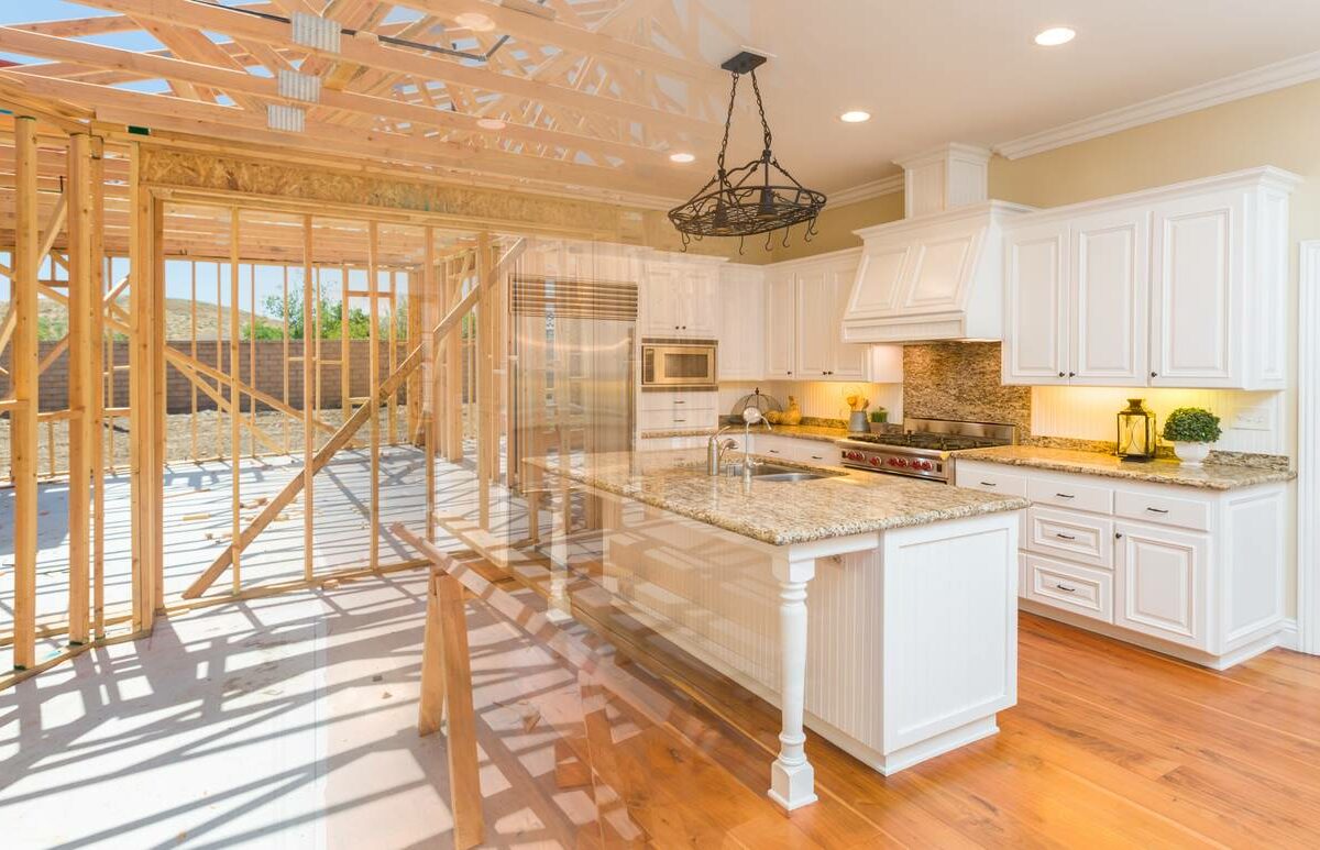 A house under construction fades into a modern kitchen from left to right.